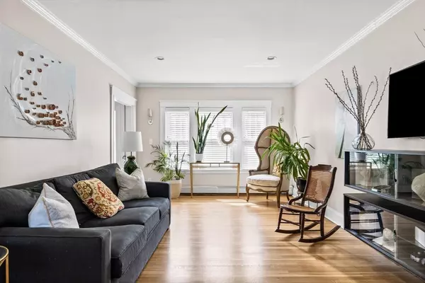 Medford, MA 02155,17 Woburn St