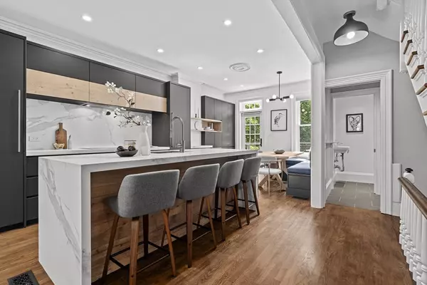 Boston, MA 02116,6 Dartmouth Place #6