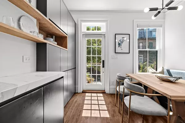 Boston, MA 02116,6 Dartmouth Place #6