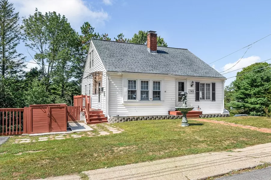 143 Leamy St, Gardner, MA 01440