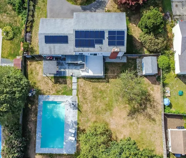 Somerset, MA 02726,34 Barry Avenue