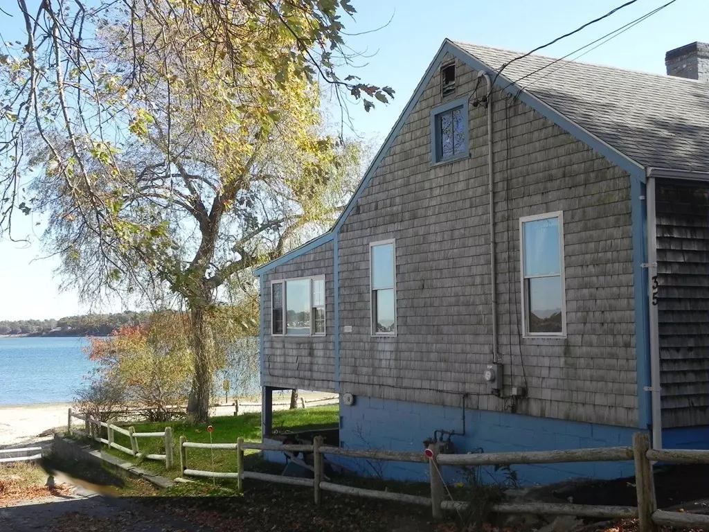 Wareham, MA 02532,35 Cleveland Way