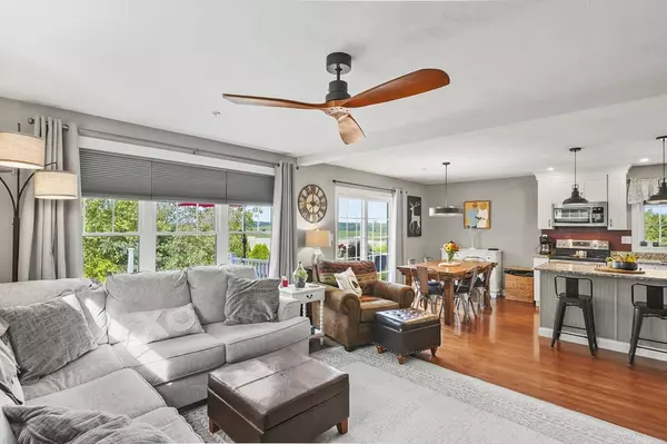 Clinton, MA 01510,915 Crestwood Lane #915