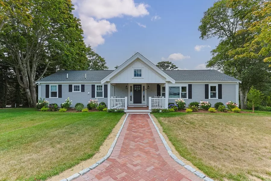 93 Orleans Rd, Chatham, MA 02633