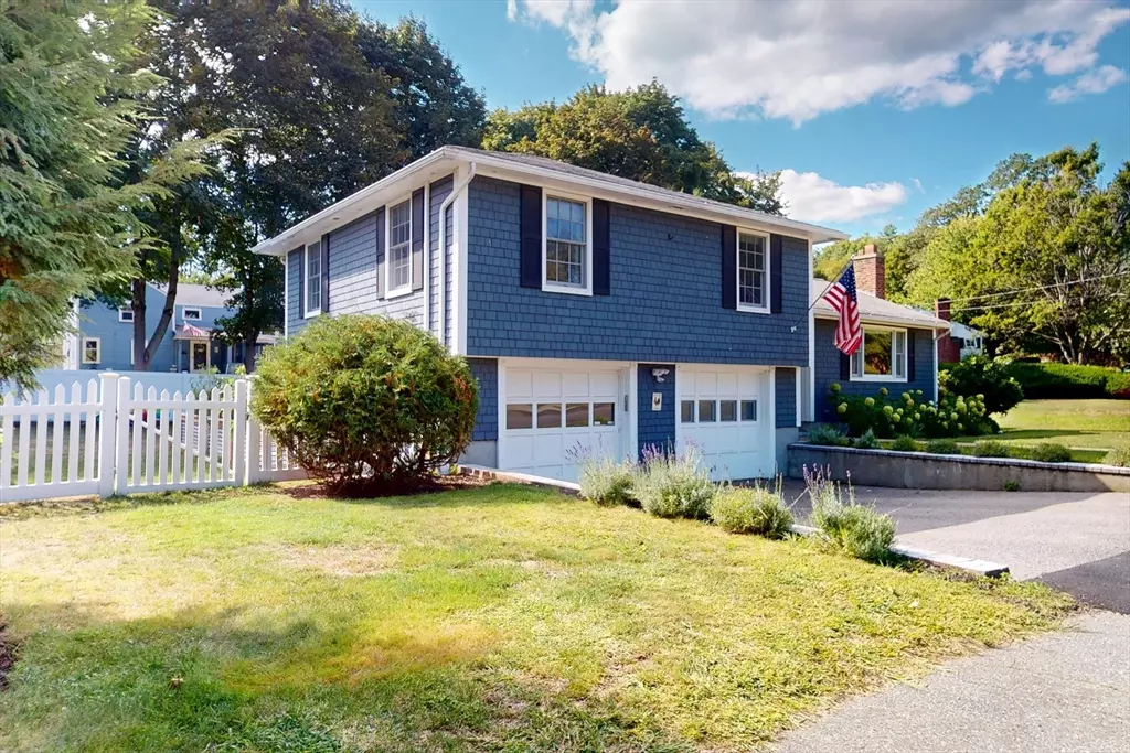 Waltham, MA 02451,10 Glen Cir