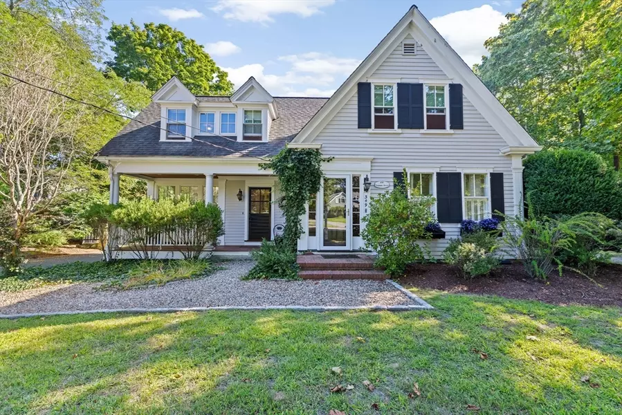 349 First  Parish Rd, Scituate, MA 02066