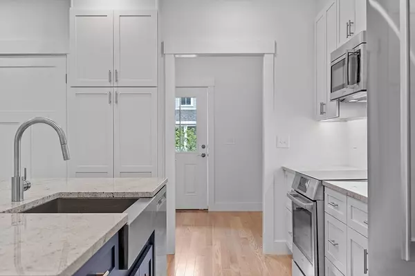 Carlisle, MA 01741,14 Kay's Walk