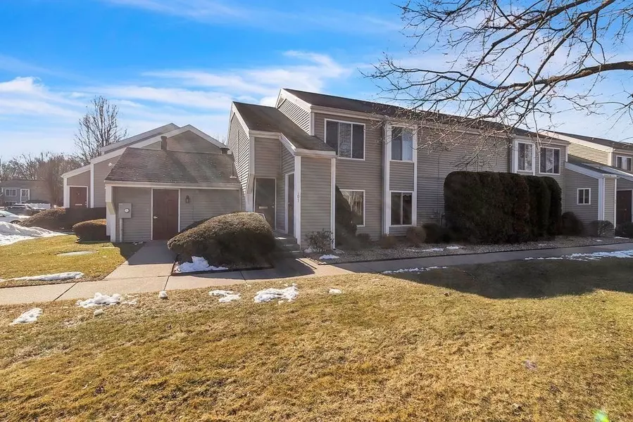 103 Nassau Dr. #103, Springfield, MA 01129