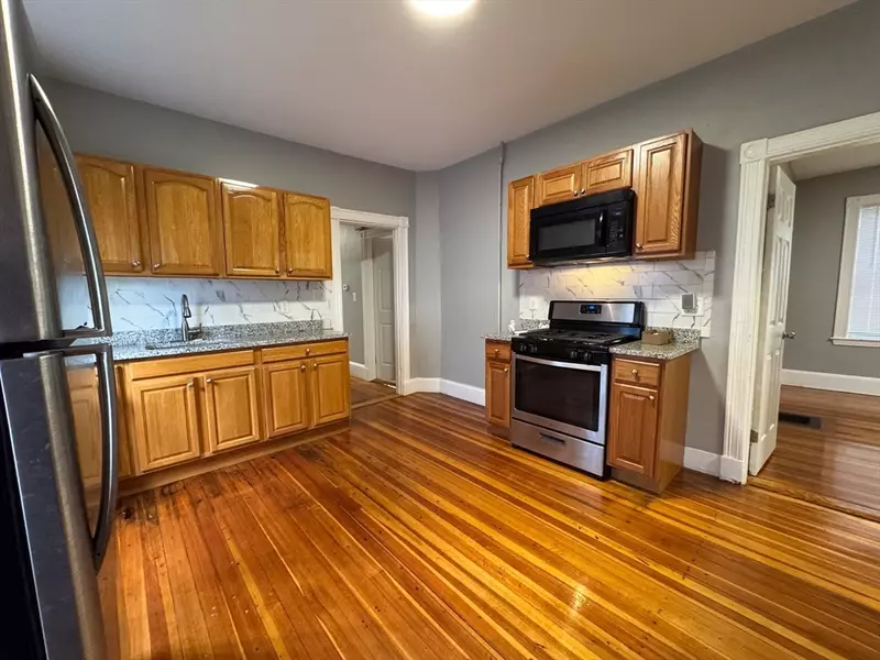 12 Dalrymple St #2, Boston, MA 02130