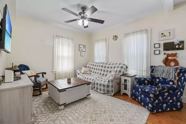 New Bedford, MA 02740,34 Bullock St
