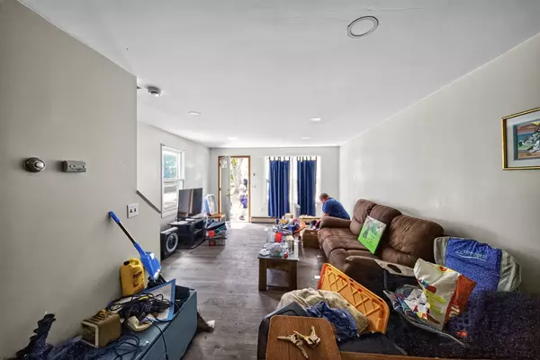 Fitchburg, MA 01420,208 Plymouth St