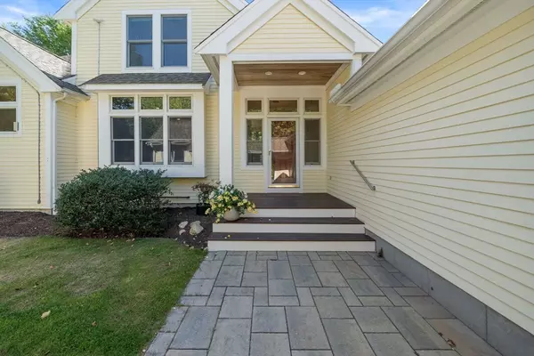 Plymouth, MA 02360,11 Pine Cobble