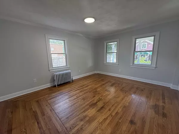 Shirley, MA 01464,3 Mill St