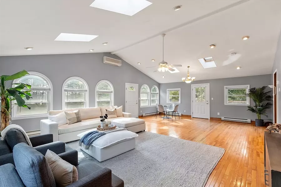 133 Rocky Meadow Street, Middleboro, MA 02346