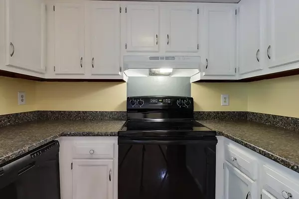 Pepperell, MA 01463,34 Lowell Rd #12