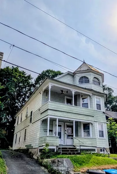 5-7 Richmond, Adams, MA 01220