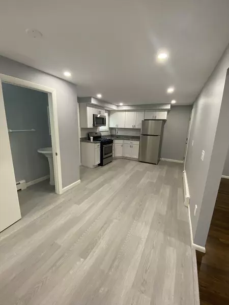 8 Regina Rd #A, Randolph, MA 02368