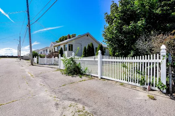 Hull, MA 02045,23 Bates St