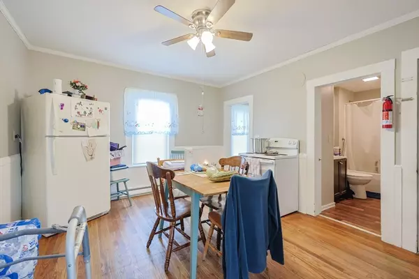 Webster, MA 01570,69 Lake St