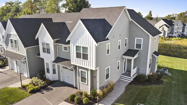 8 Winning Farm Rd #8, Woburn, MA 01801