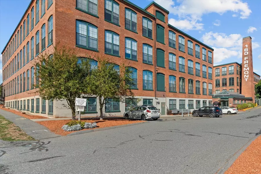 160 Fremont St #239, Worcester, MA 01603