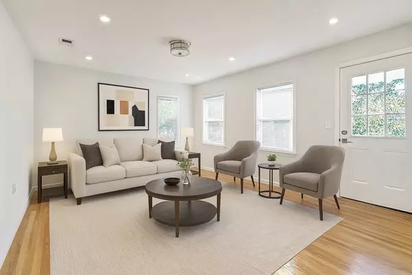 83 Putnam St #2, Watertown, MA 02472