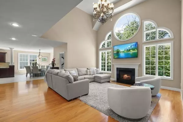 North Attleboro, MA 02760,12 Houde Street