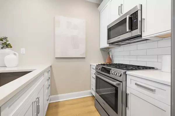 Somerville, MA 02144,353 Summer Street #211