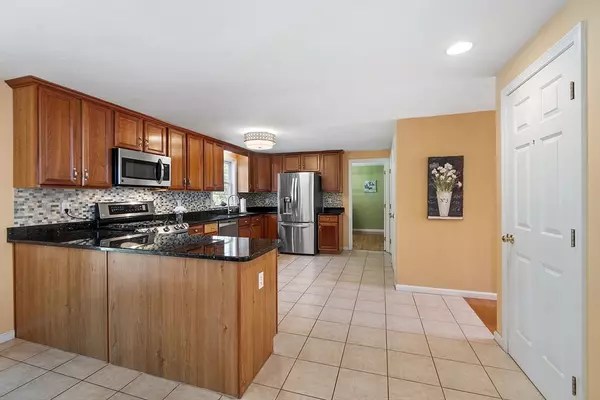 Westford, MA 01886,6 Caldwell Drive