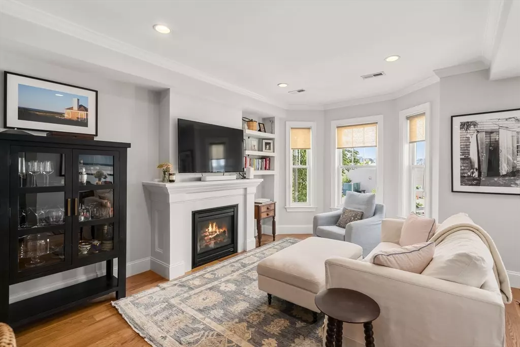 Boston, MA 02127,707 East 4th Street #PH