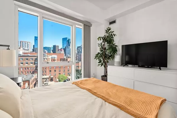 Boston, MA 02111,1 Nassau St #1102