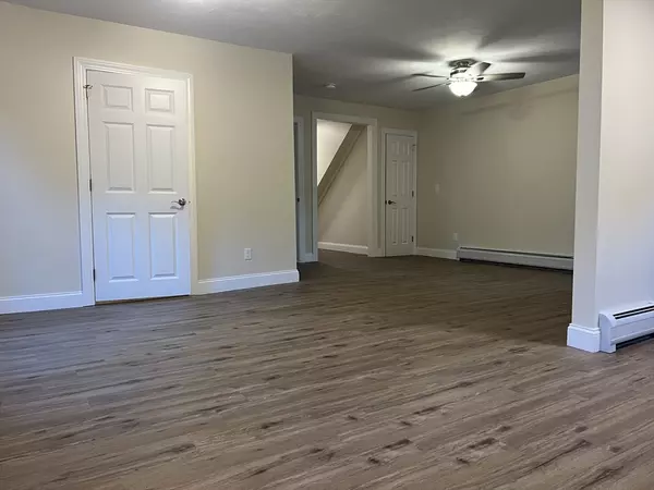 Ware, MA 01082,22 Sherwin St #1R