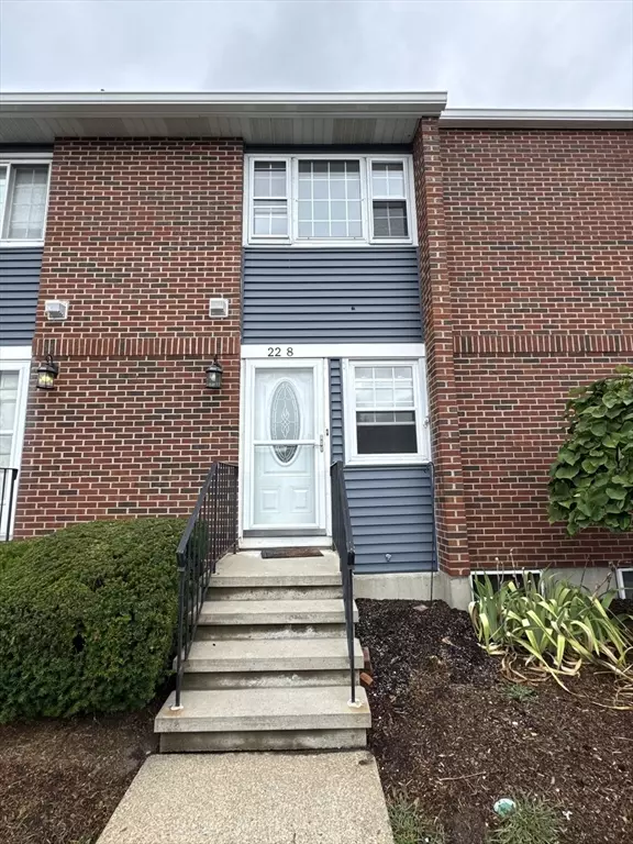 Easton, MA 02375,41 Foundry Street #22-8