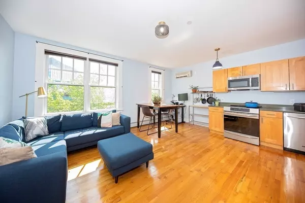 Somerville, MA 02143,432 Norfolk Street #4G