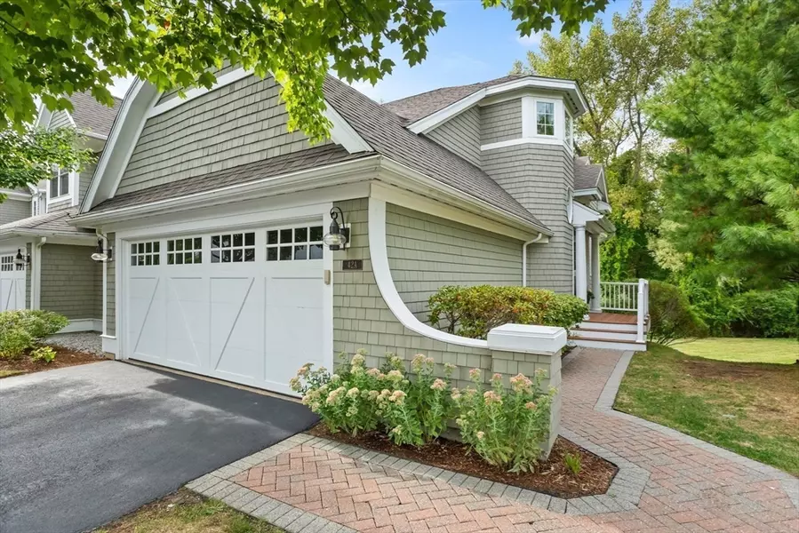 42 Seven Springs Lane #A, Burlington, MA 01803