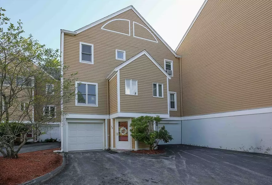 12 Merlin Ct #12, Worcester, MA 01602