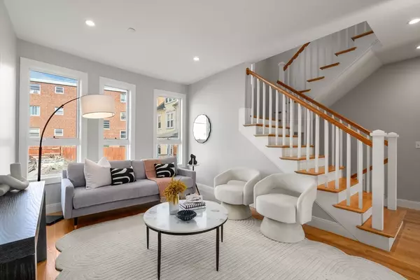 Boston, MA 02124,123-125 Centre St #TH6