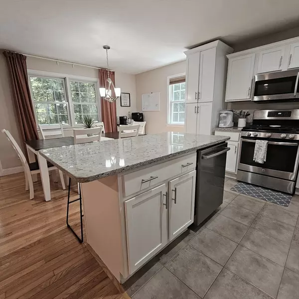 Taunton, MA 02780,55 Williams St #703