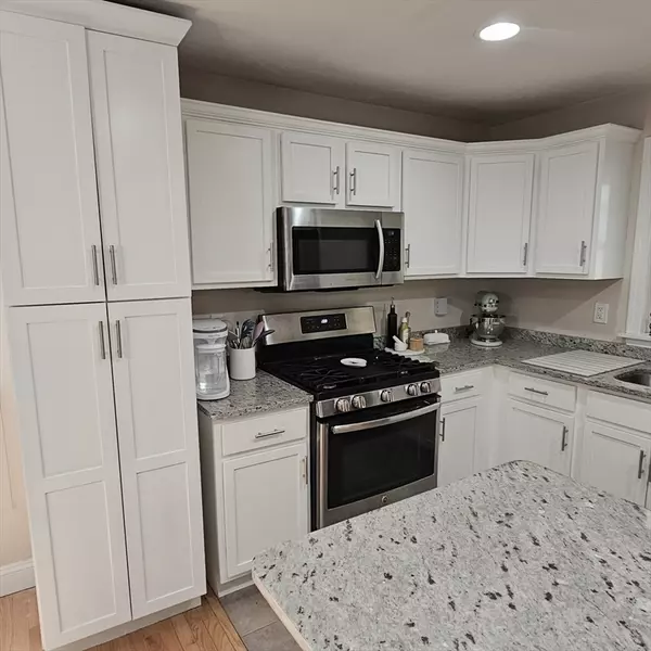 Taunton, MA 02780,55 Williams St #703