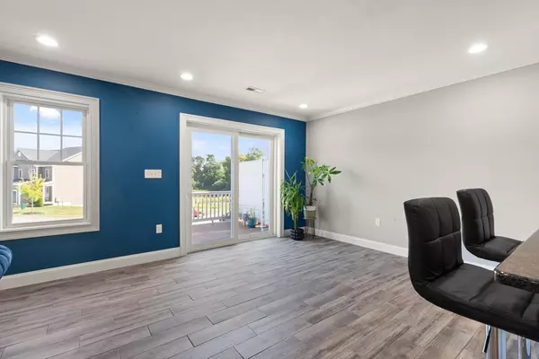 Lakeville, MA 02347,9 Bernards Way #9