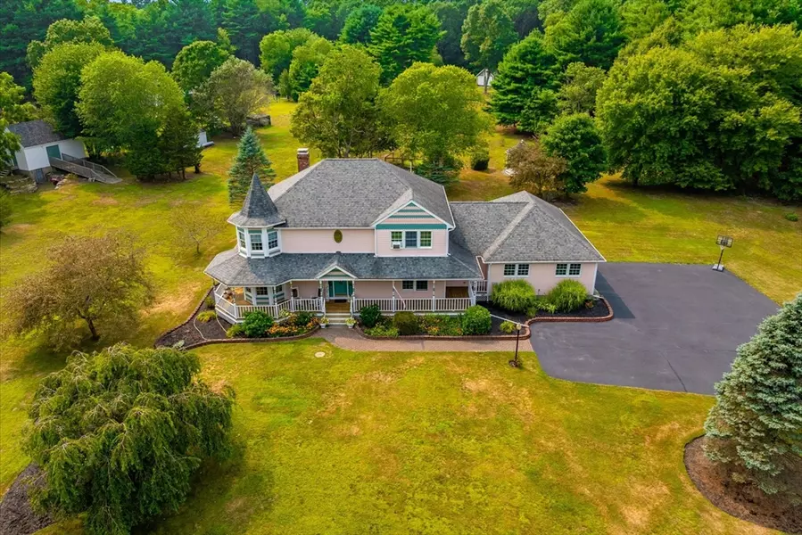 8 Cotley St, Berkley, MA 02779