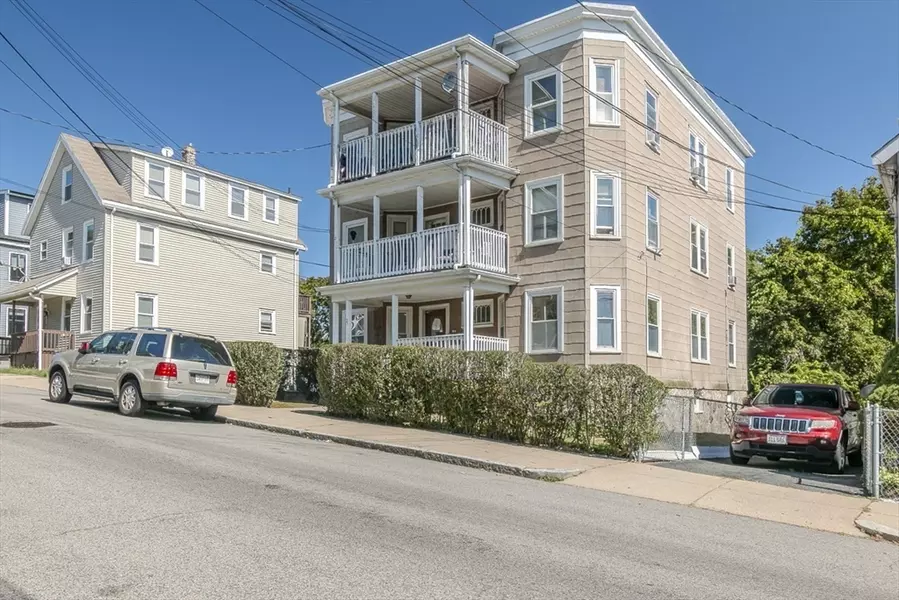 75 Glendower Rd, Boston, MA 02131