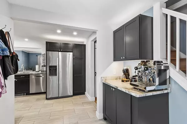 Auburn, MA 01501,16 Homestead Ave