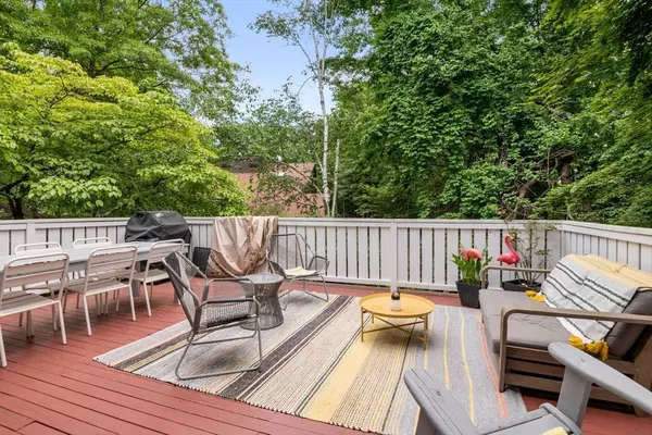 Winchester, MA 01890,29 Wainwright Rd