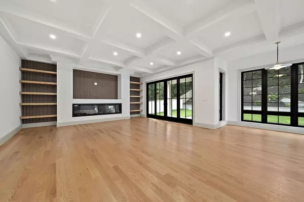 Newton, MA 02459,44 Lovett Street
