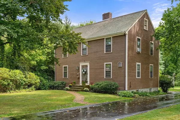 Hingham, MA 02043,106 Hersey St