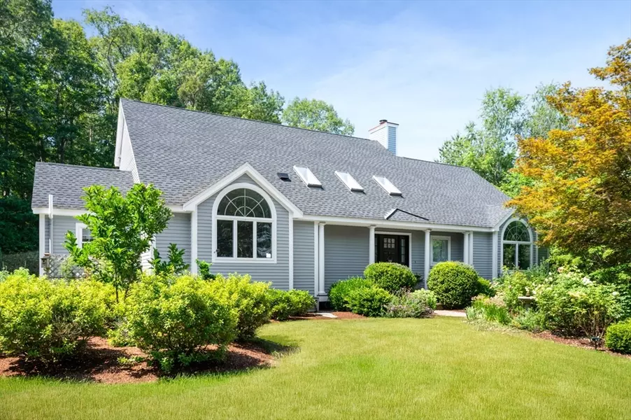 41 Fellows Rd, Ipswich, MA 01938