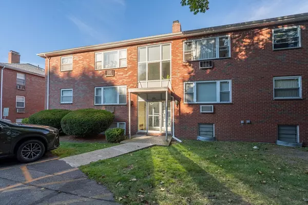 Randolph, MA 02368,974 N Main St #3