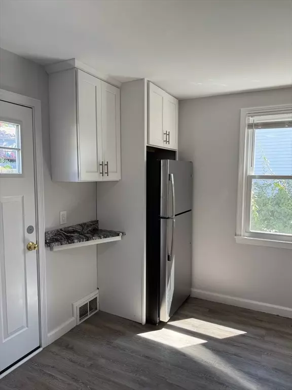 Boston, MA 02126,16 Caddy Road #16