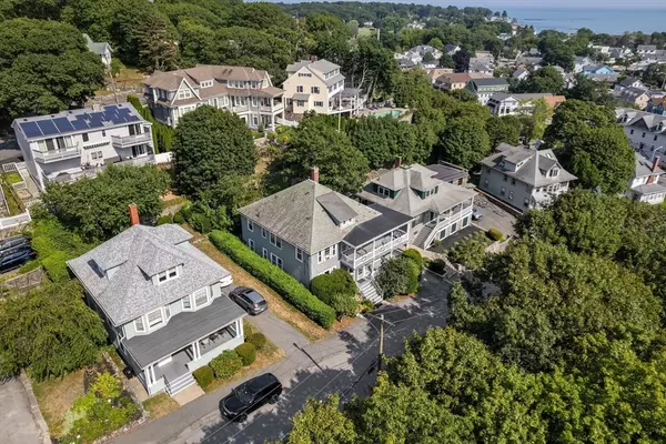 Swampscott, MA 01907,13 Cedar Hill Ter #2